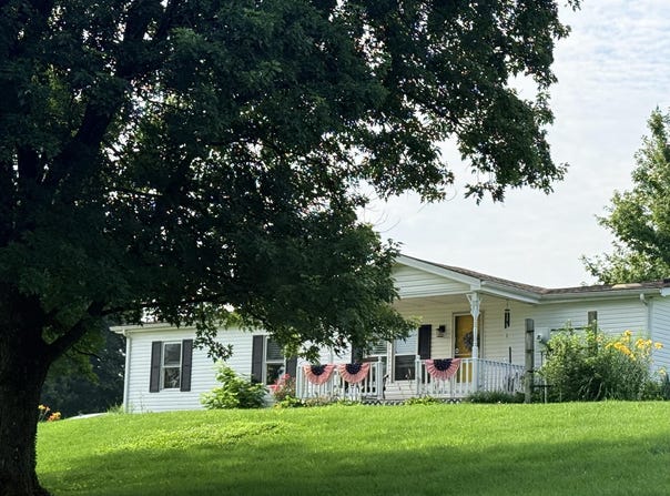 893 Herndon Lane, Eminence, KY 40019