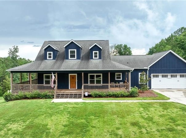 414 Lee Road 260, Opelika, AL 36804