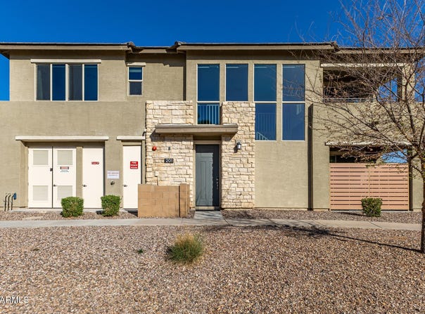 675 E GINKO Avenue, Gilbert, AZ 85297