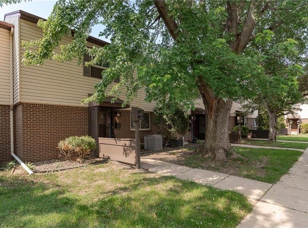 3925 18th Avenue NW, Rochester, MN 55901