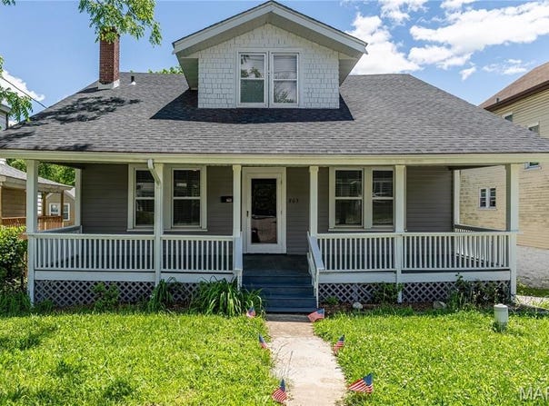 863 Washington Avenue, Alton, IL 62002