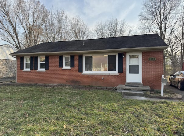 1882 Rio Vista Drive, Paris, KY 40361