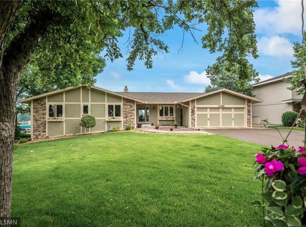 1796 19th Terrace NW, New Brighton, MN 55112