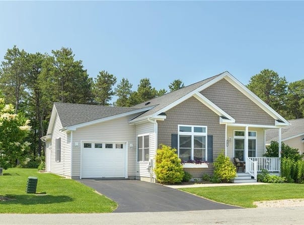 107 Chickadee Lane, South Kingstown, RI 02879