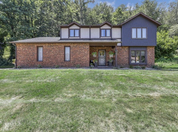 1475 Londondale Parkway, Newark, OH 43055