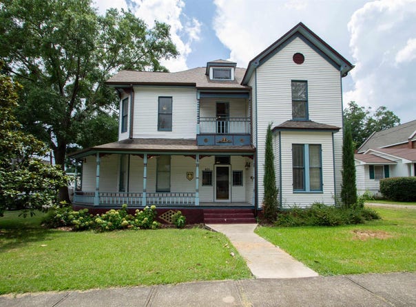 821 MIDDLE STREET, MONTEVALLO, AL 35115