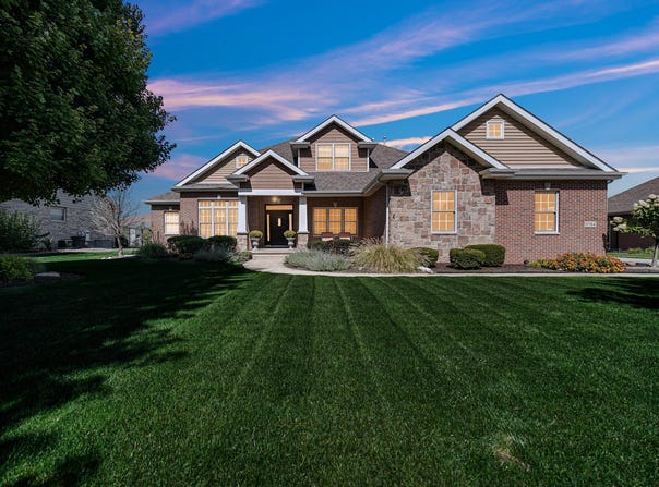 9784 Jack Drive, St. John, IN 46373