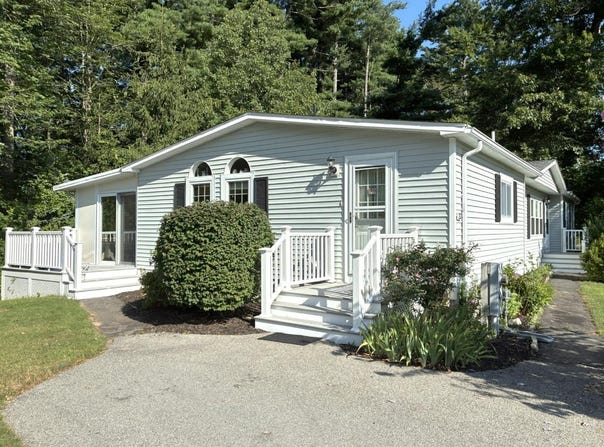 33 BIRCH STREET, Rockland, MA 02370