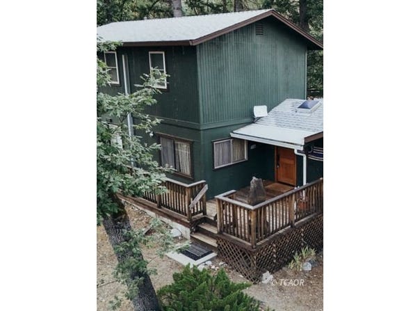 6696 Brown's Mountain Rd, Lewiston, CA 96052