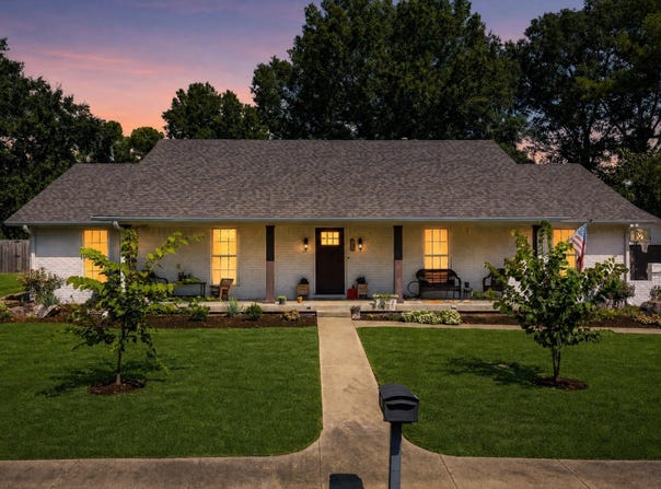 38 Tucker Creek Rd, Conway, AR 72034