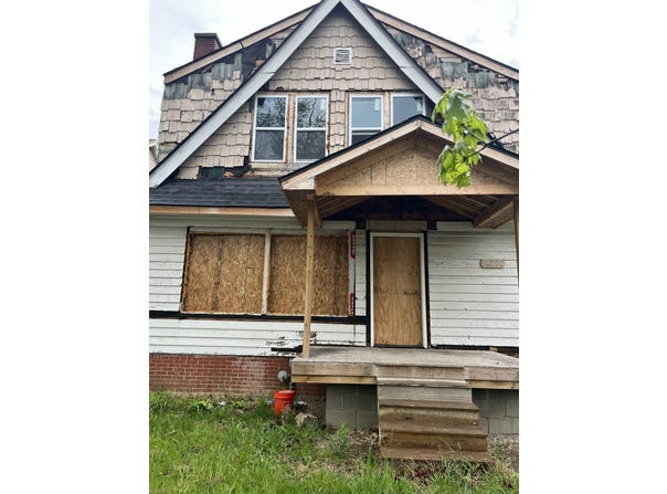 12738 Manor, Detroit, MI 48238