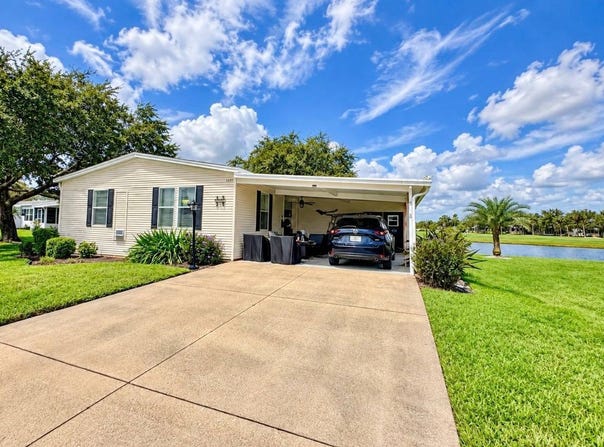 1924 Swan Lake Ct., Port Orange, FL 32128