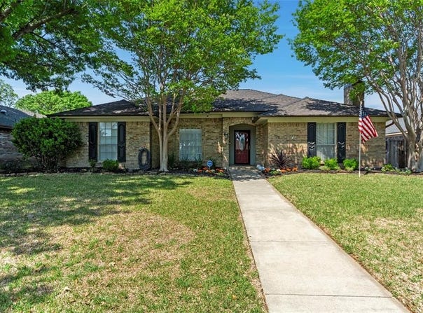708 Mount Vernon Drive, Richardson, TX 75081
