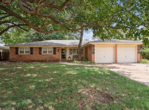 6006 Oxford Avenue, Lubbock, TX 79413