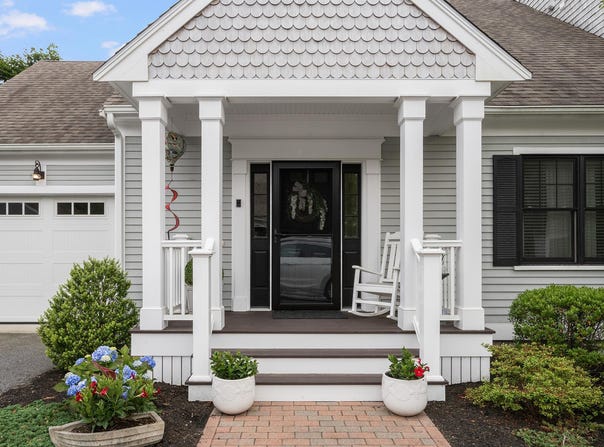 675 Main Street, Cotuit, MA 02635