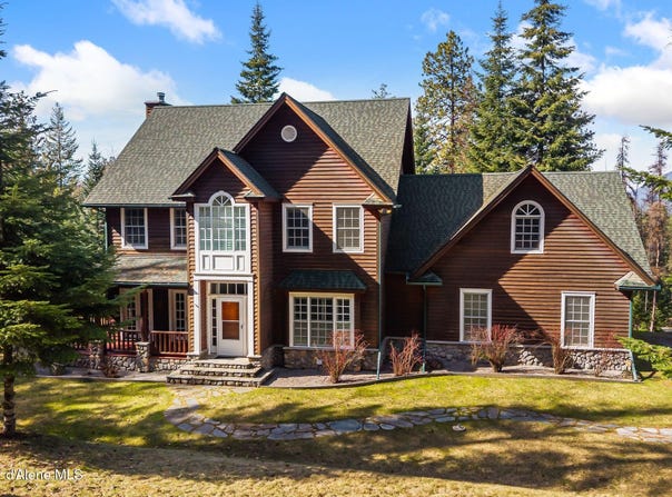 516 Kiebert Loop, Hope, ID 83836