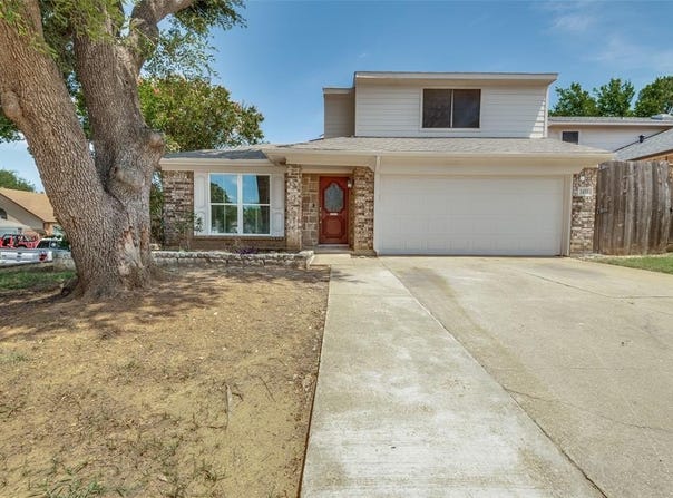 1453 Thistlewood Lane, Grapevine, TX 76051
