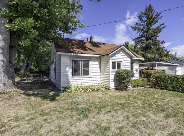 121 Elk Street, Medford, OR 97501