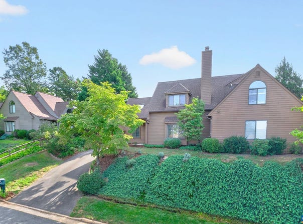 1685 ROYAL OAK CT, CHARLOTTESVILLE, VA 22902