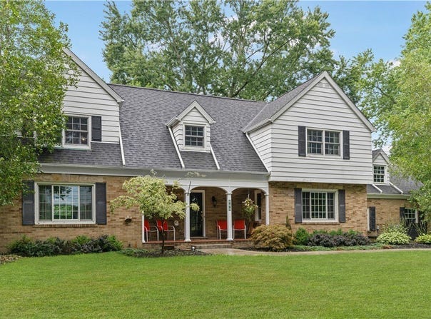 669 S Prospect Avenue, Hartville, OH 44632