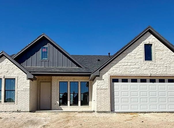 5613 King Mill Circle, San Angelo, TX 76904