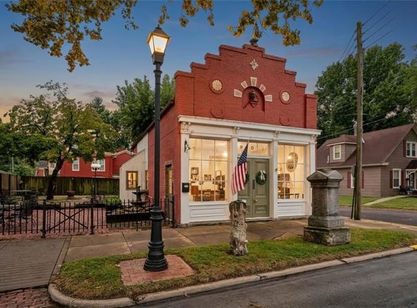 901 Franklin Avenue, Lexington, MO 64067
