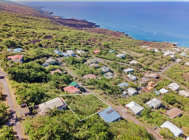 FERN RD, Captain Cook, HI 96704