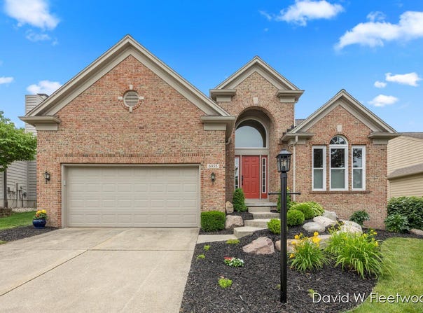 6935 Fairway Vista Drive SE, Caledonia, MI 49316