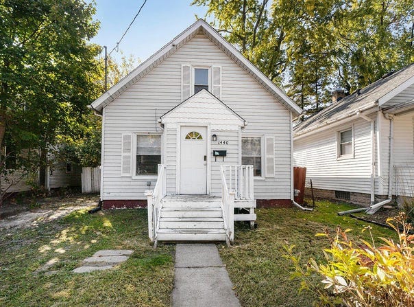 1440 E Oakland Avenue, Lansing, MI 48906