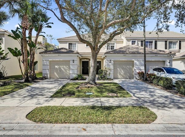 4827 Palmbrooke Circle W, West Palm Beach, FL 33417