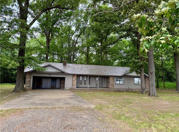 411 Senko Road, AR 72060