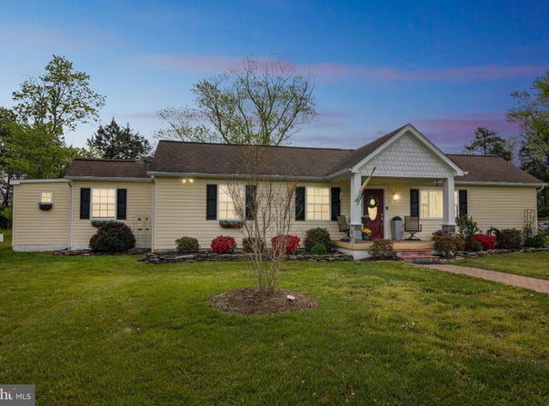 10999 BRISTERSBURG ROAD, CATLETT, VA 20119