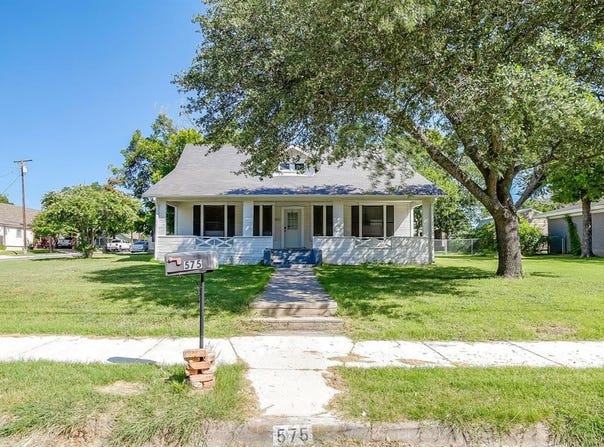 575 W Green Street, Stephenville, TX 76401