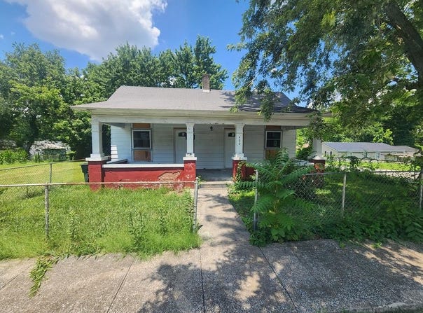 400 W 2ND STREET, HOPKINSVILLE, KY 42240