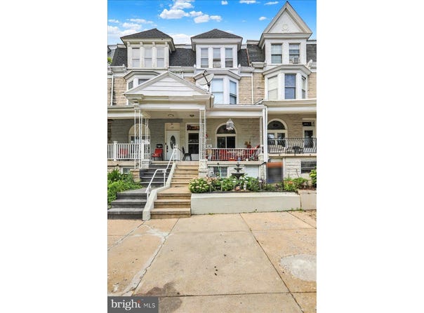 125 W WINDSOR STREET, READING, PA 19601