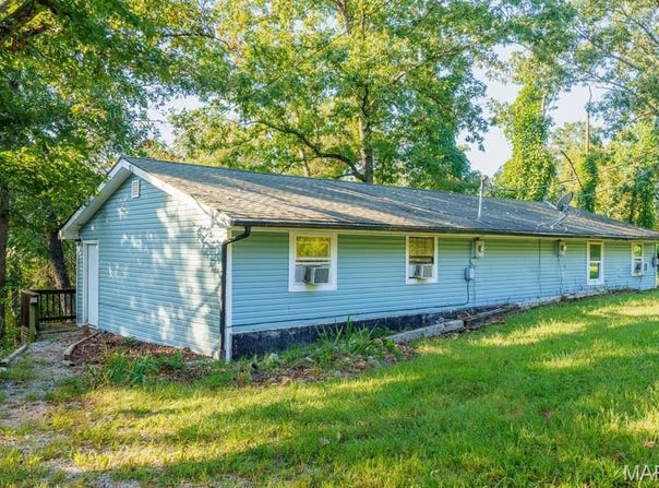 15120 Hackney Drive, St Robert, MO 65584