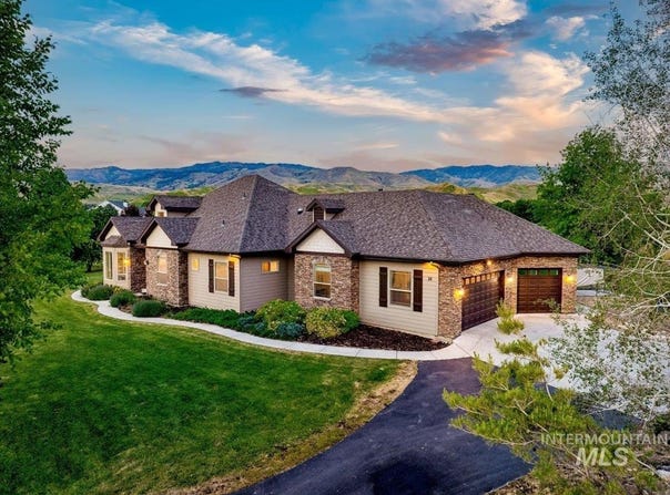 26 Hill Creek Road, Horseshoe Bend, ID 83629