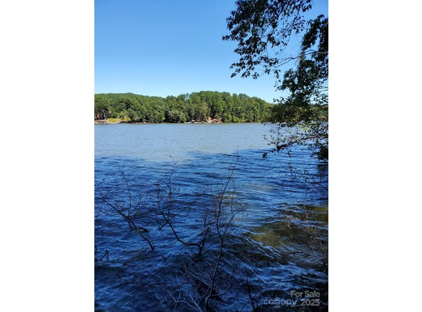 134 Winwood Circle, Granite Falls, NC 28630