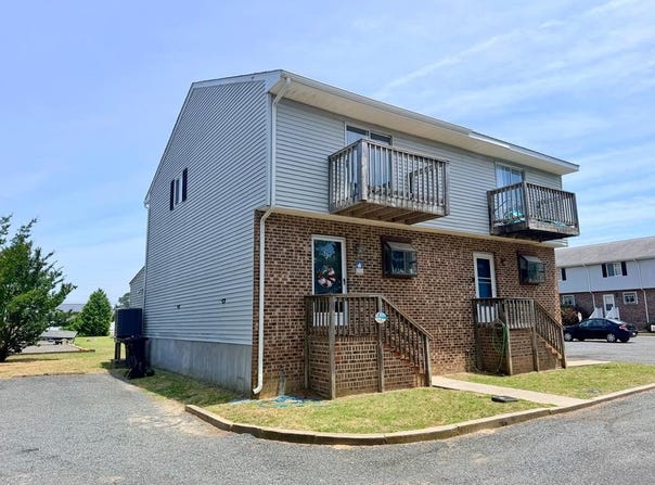 6367 TEAL LN, CHINCOTEAGUE, VA 23336