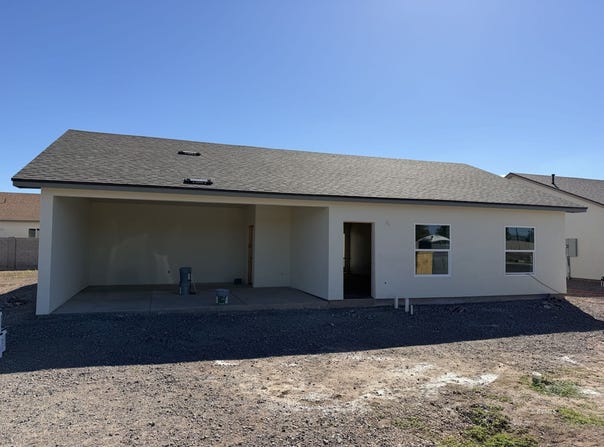 1585 W Cobblestone Dr, Safford, AZ 85546