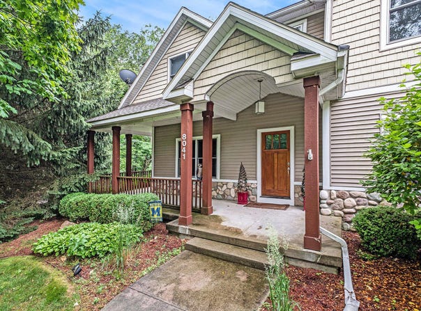 8041 Therese Court SE, Caledonia, MI 49316