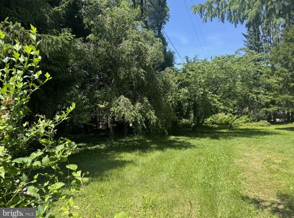 222 BURKE, TOWSON, MD 21286