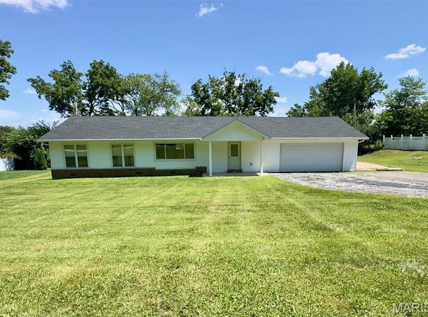 108 Maple Lane, Ballwin, MO 63011