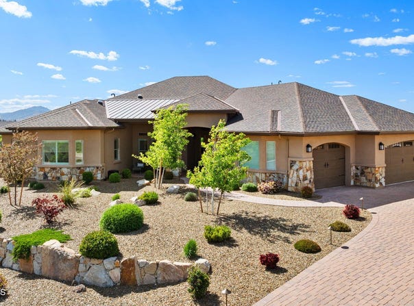 1032 Vantage Point Circle, Prescott, AZ 86301