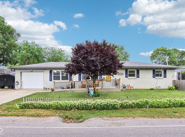 121 Apple Street, Greenfield, IN 46140