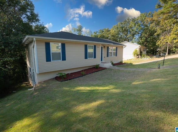 2724 NE 7TH PLACE, CENTER POINT, AL 35215