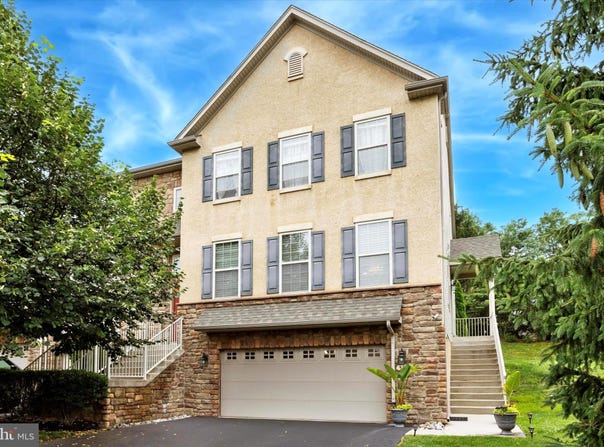 58 LILLY DRIVE, FEASTERVILLE TREVOSE, PA 19053