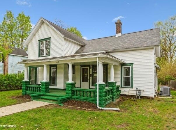 105 James Street, Dowagiac, MI 49047
