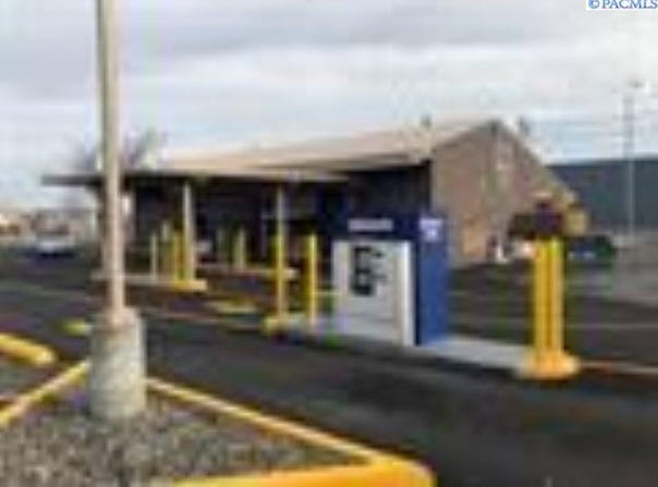 303 W 1st Ave, Kennewick, WA 99336