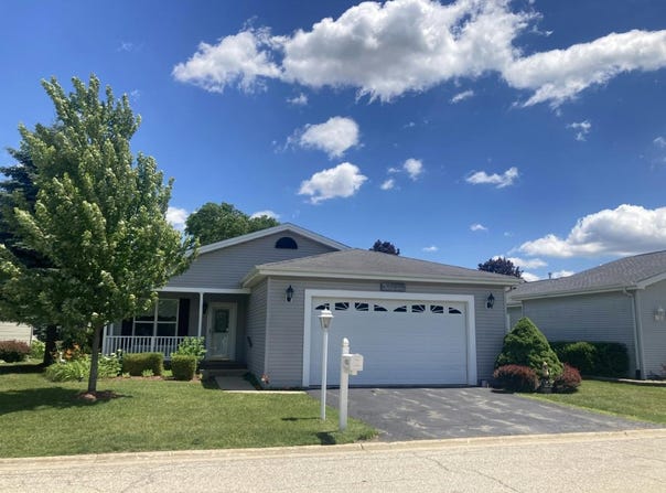 103 Gulfstream Court, Grayslake, IL 60030